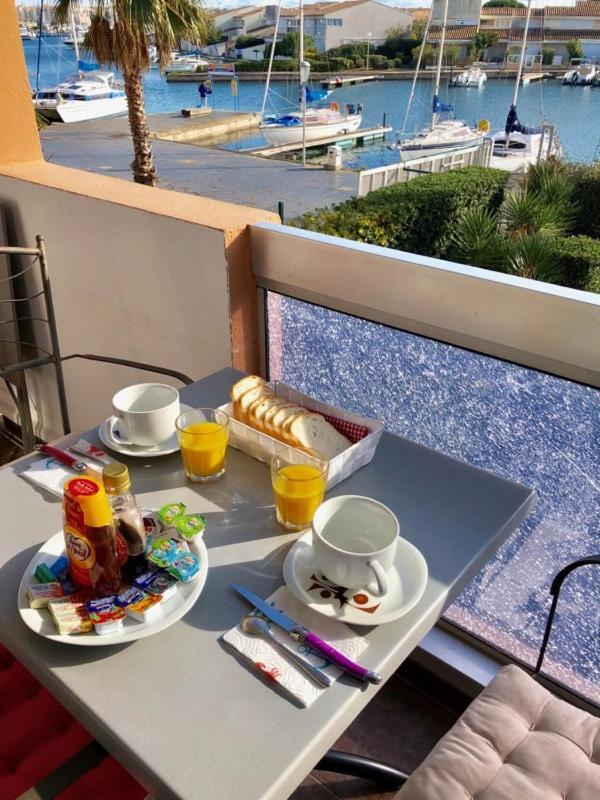 Cap Capistol Studio Le Cap D'Agde Vue Port エクステリア 写真